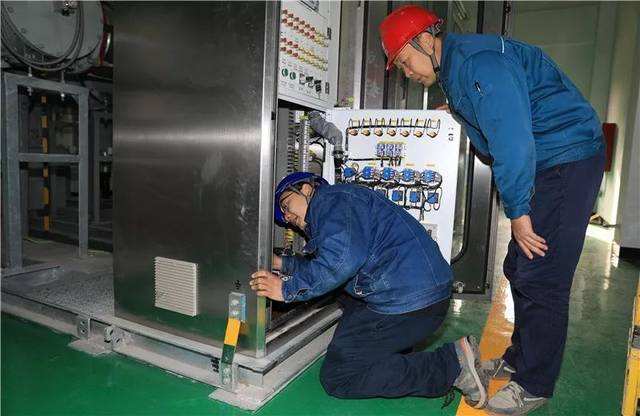 變壓器專項檢查，保障住宅區電力穩定供應！