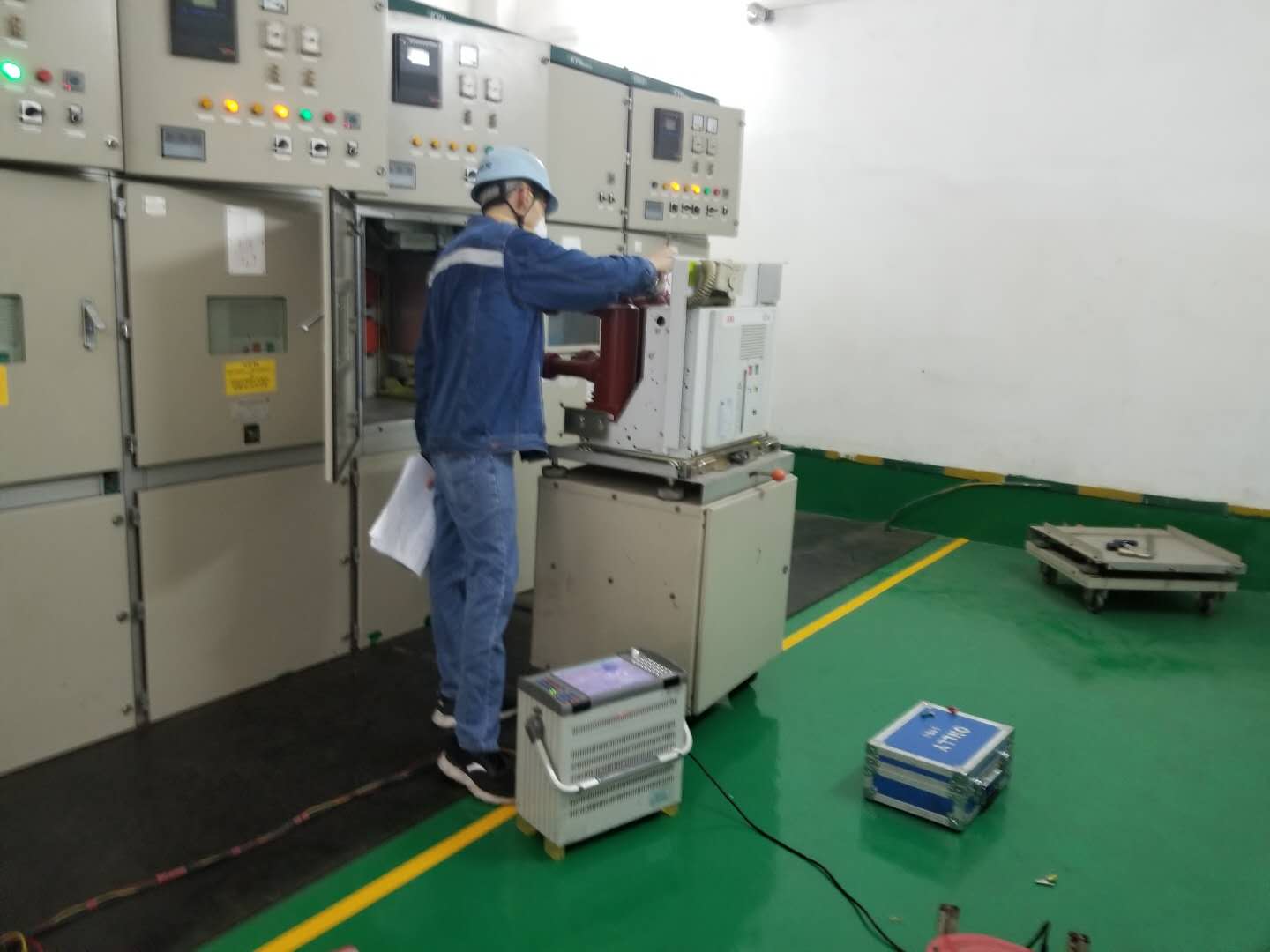 廣州華僑醫院攜手白云機安配電房維保，共同守護病患健康